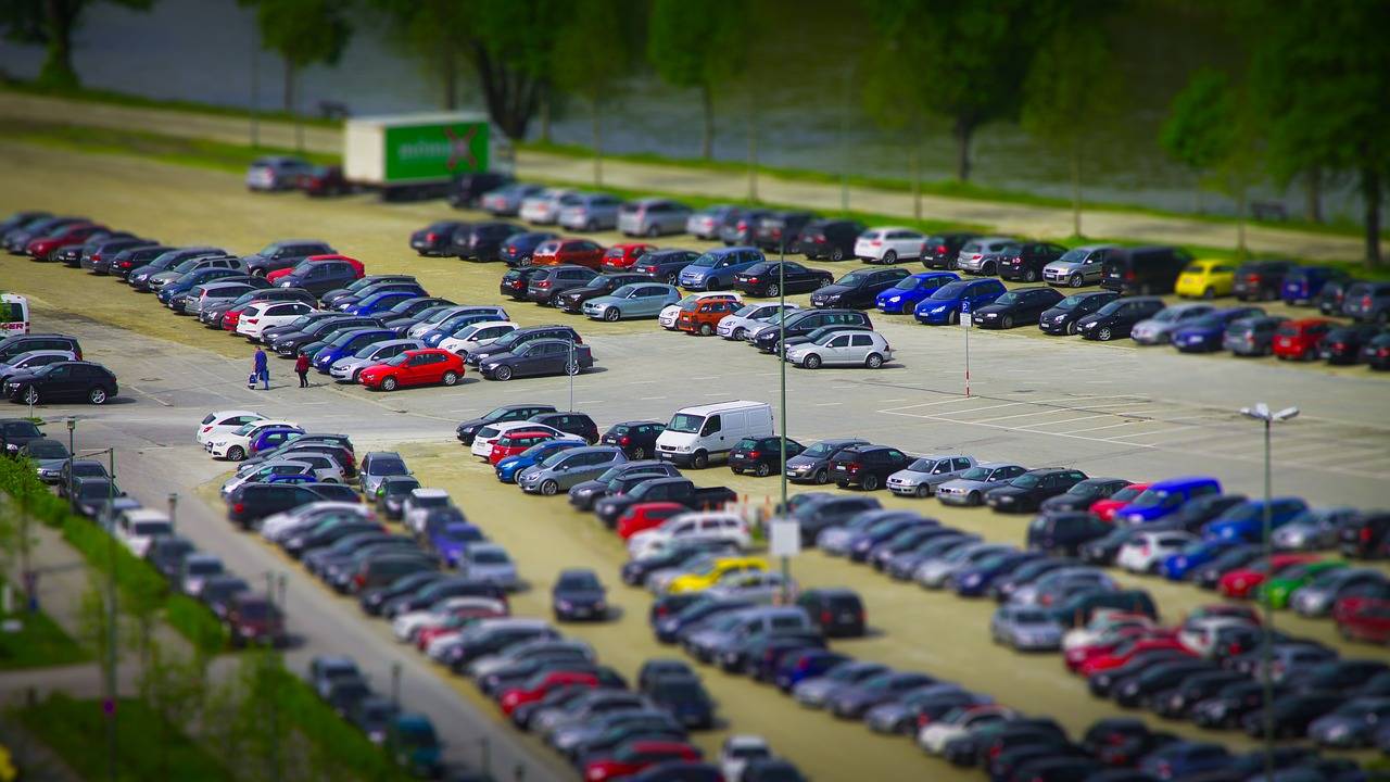 miniature-2212976_1280